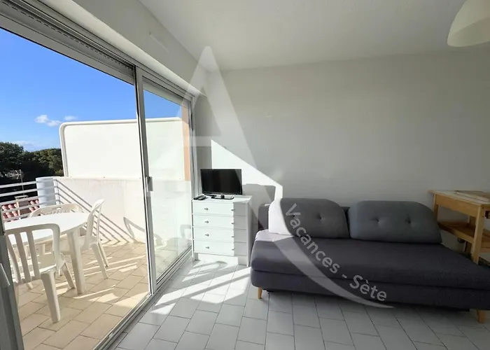Appartamento Avec Balcon Et Parking A 2 Pas Des Plages Sète